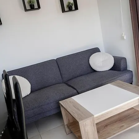 Lägenhet Penthouse With Massive Terrace San Ġwann
